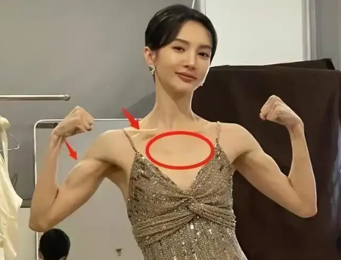 娱乐圈 健身  明星_明星无效健身案例_陈伟霆健身尴尬