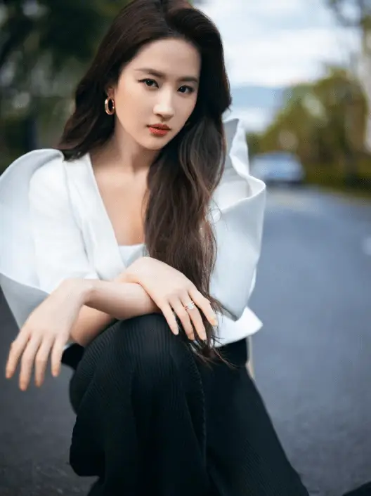 台湾女神颜值_港圈顶级美女_最美女明星图片大全图片