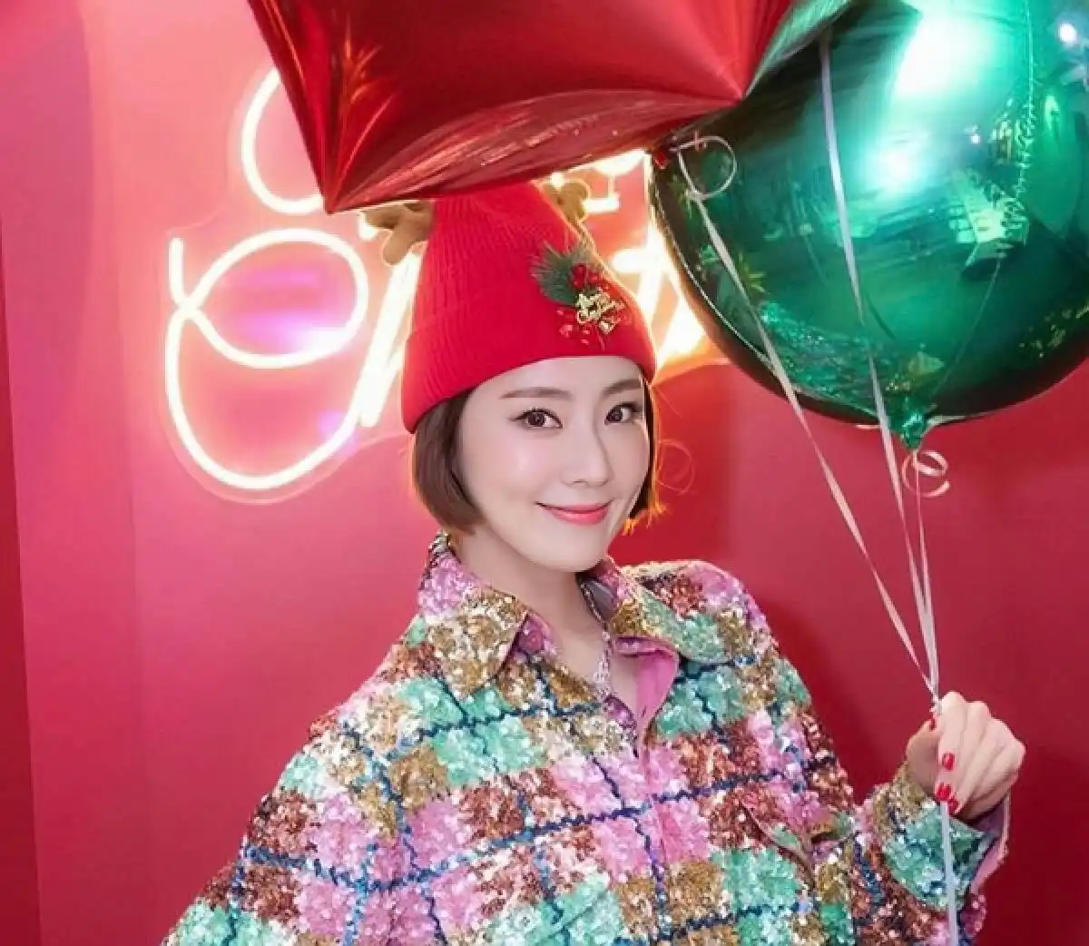 张玉珊保养秘诀_张玉珊近况_香港女明星最新