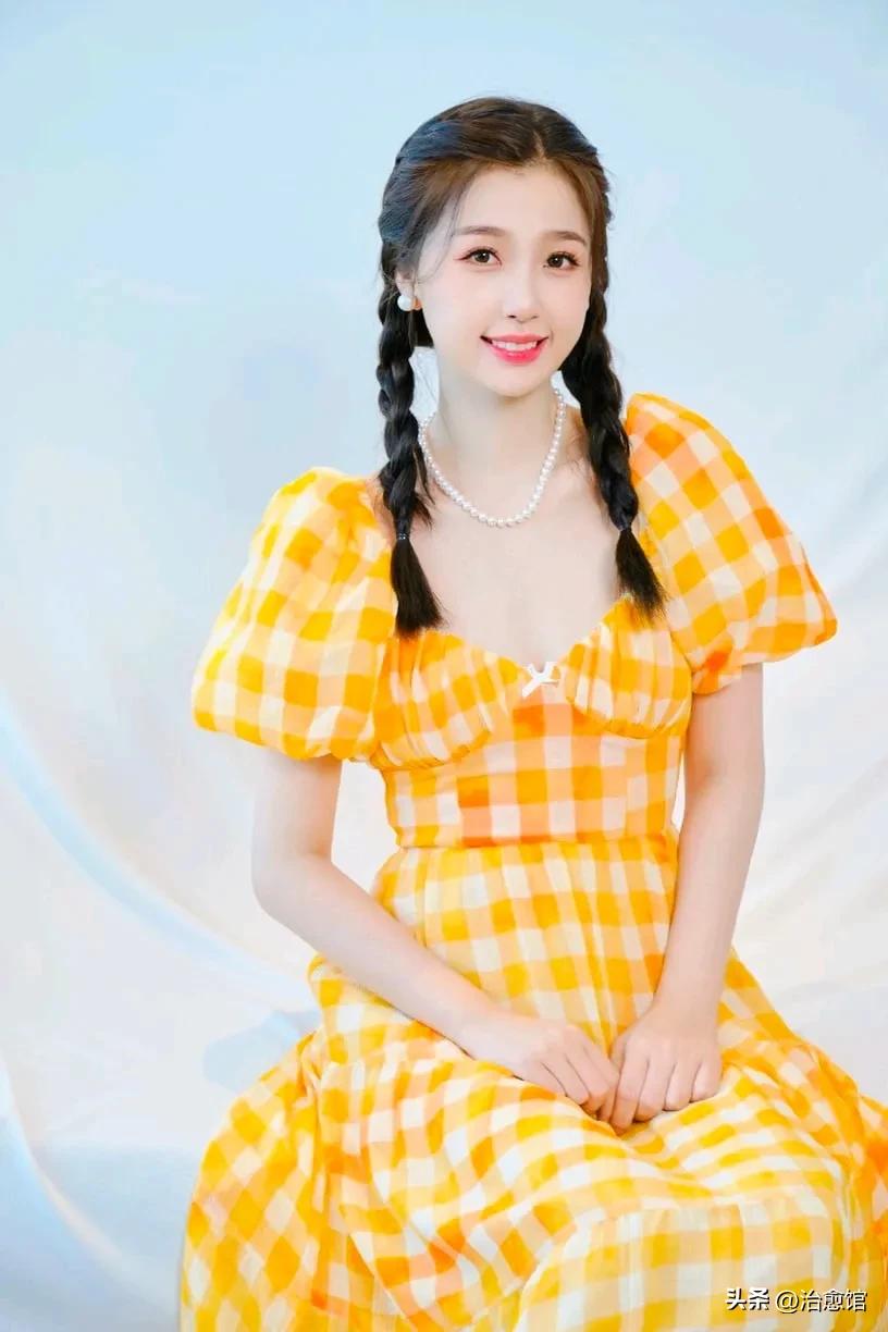 今日排行榜明星热点榜,_2022年娱乐圈热搜榜Top10_明星年度热搜榜前十名