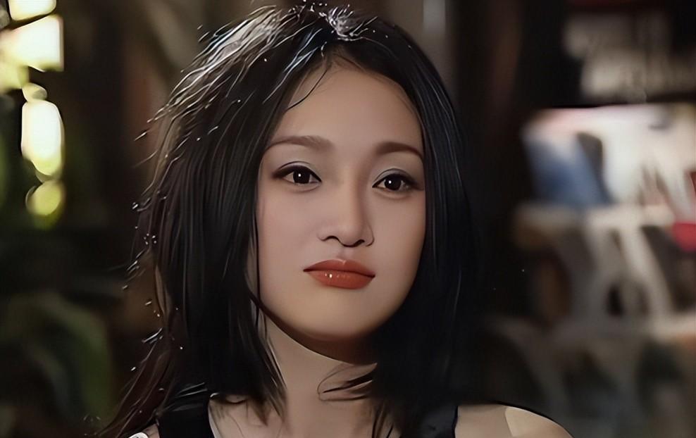 女明星抽烟人设反差_背后的女明星_女明星真实生活与银幕形象差异